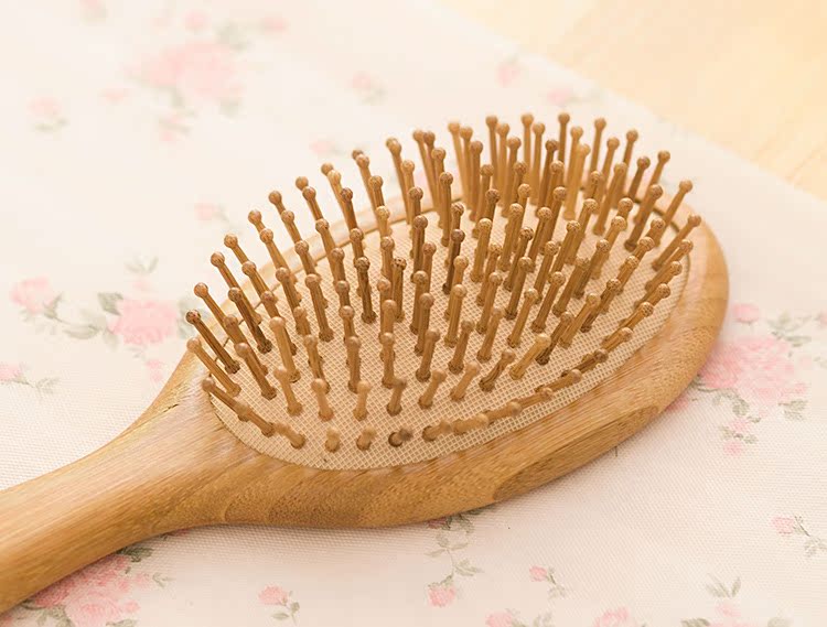 Detangler-Bürste aus Bambus – Gratis-Geschenk (Hair Glow™)
